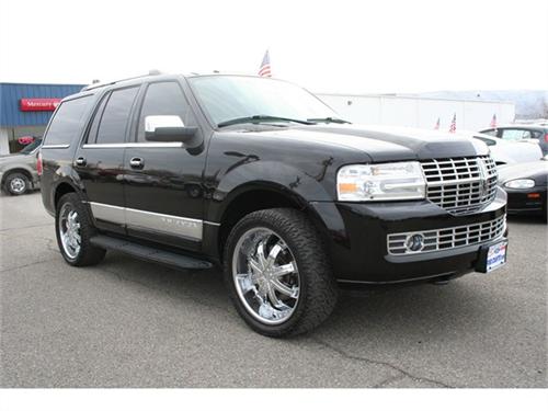 Lincoln Navigator Base Other