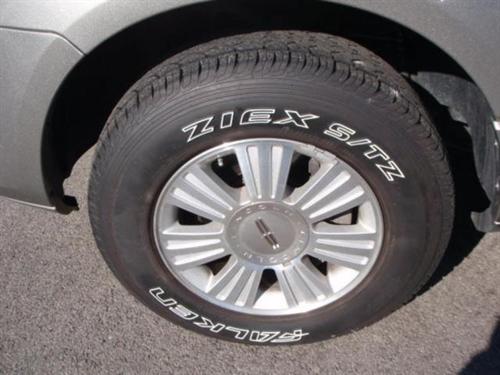 Lincoln Navigator 2008 photo 2