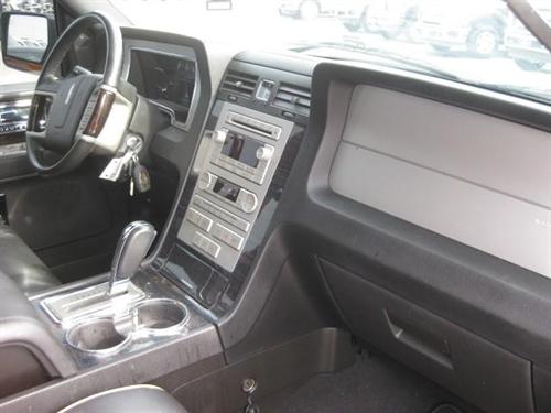 Lincoln Navigator 2008 photo 4