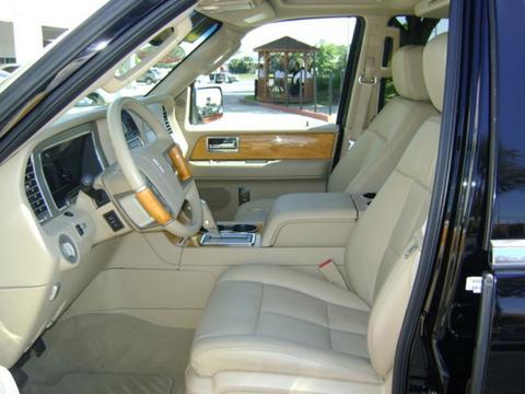 Lincoln Navigator 2008 photo 2