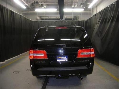 Lincoln Navigator 2008 photo 2