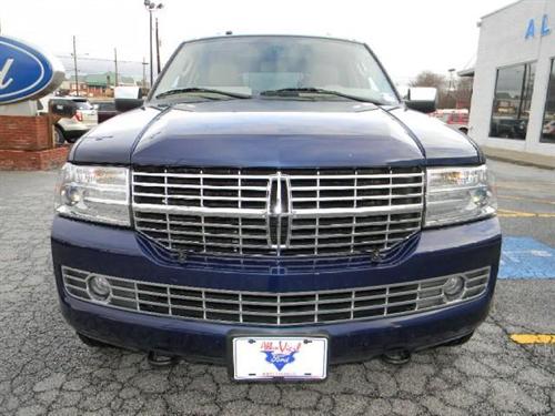 Lincoln Navigator 2008 photo 2