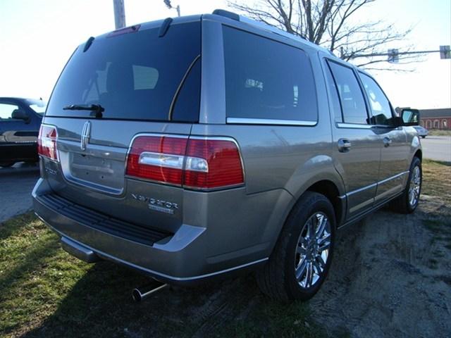 Lincoln Navigator 2008 photo 2