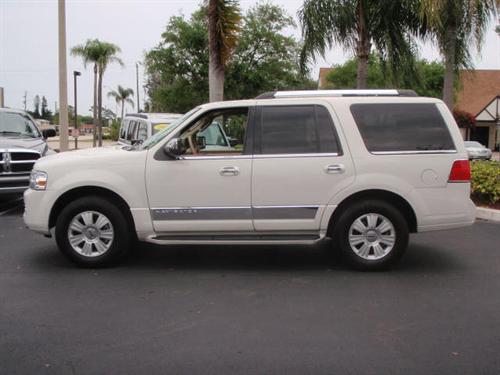 Lincoln Navigator 2008 photo 2