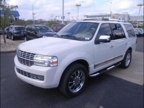 Lincoln Navigator 2008 photo 2