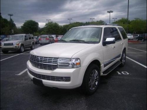 Lincoln Navigator 2008 photo 2
