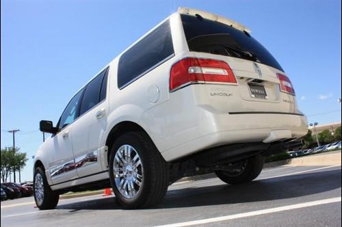 Lincoln Navigator 2008 photo 3