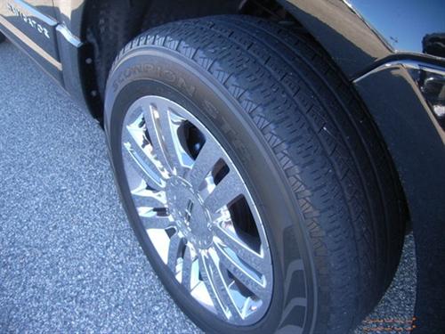 Lincoln Navigator 2008 photo 2