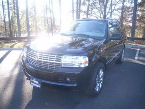 Lincoln Navigator 2008 photo 2