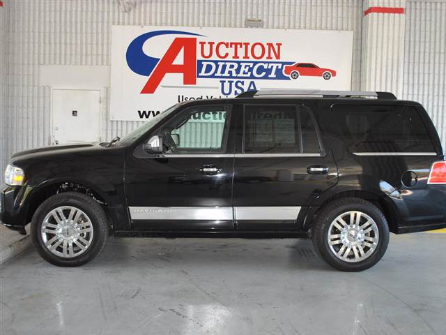 Lincoln Navigator 2 Dr SC2 Coupe Other