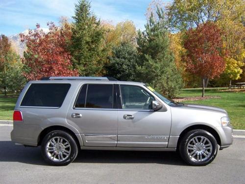 Lincoln Navigator 2008 photo 4