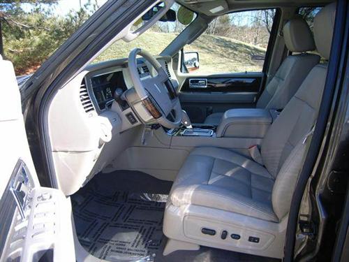 Lincoln Navigator 2008 photo 4