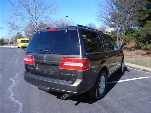 Lincoln Navigator 2008 photo 2