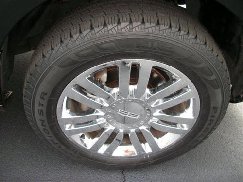 Lincoln Navigator 2009 photo 4