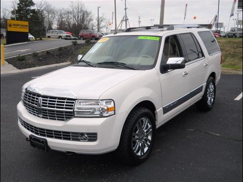 Lincoln Navigator 2009 photo 3