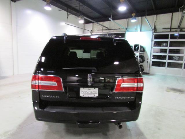 Lincoln Navigator 2010 photo 1