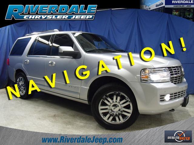 Lincoln Navigator 2010 photo 3