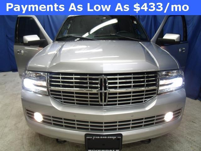 Lincoln Navigator 2010 photo 4