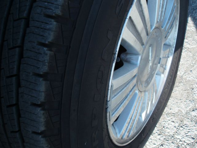 Lincoln Navigator 2010 photo 1