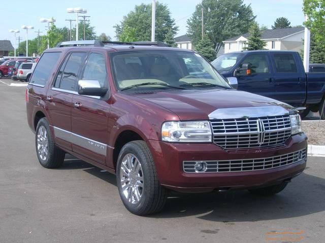 Lincoln Navigator 2010 photo 11