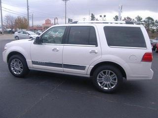 Lincoln Navigator 2011 photo 5