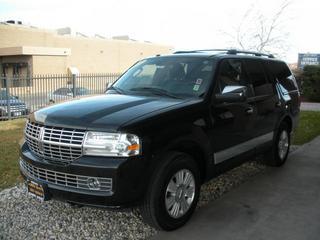 Lincoln Navigator 2011 photo 4