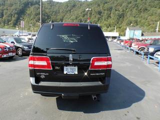 Lincoln Navigator 2011 photo 1