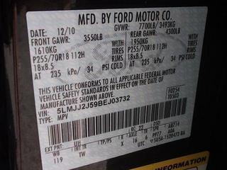 Lincoln Navigator 2011 photo 3