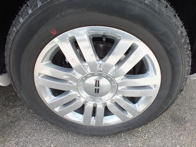 Lincoln Navigator 2013 photo 2