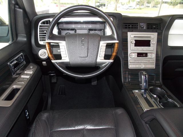 Lincoln Navigator L 2007 photo 44
