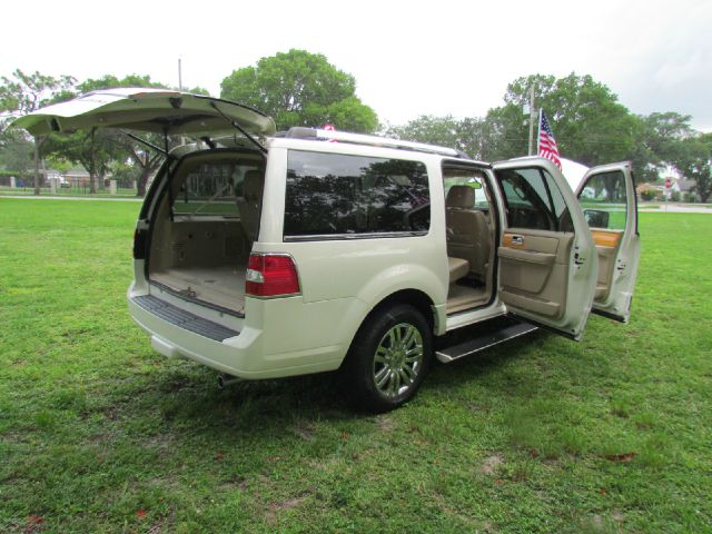 Lincoln Navigator L 2007 photo 34