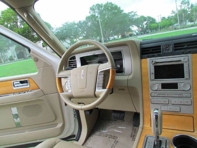 Lincoln Navigator L 2007 photo 41