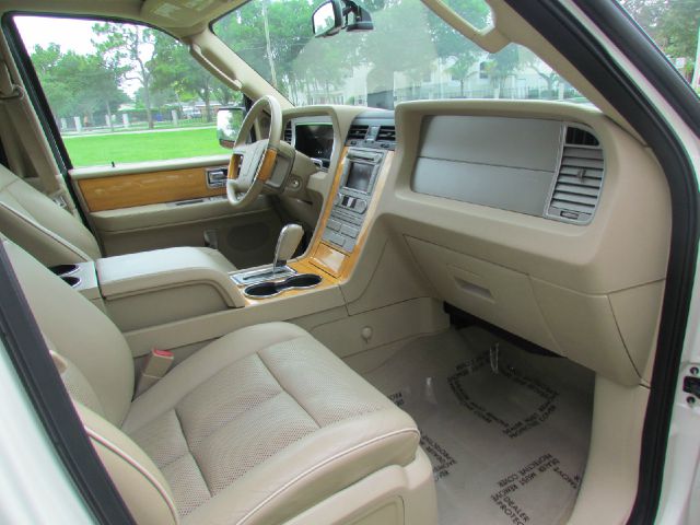 Lincoln Navigator L 2007 photo 47