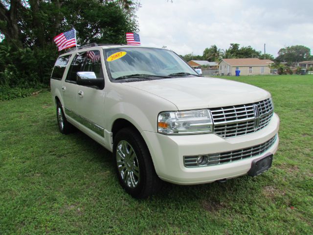Lincoln Navigator L 2007 photo 72