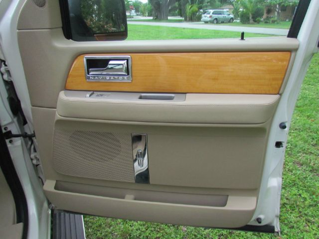 Lincoln Navigator L 2007 photo 85