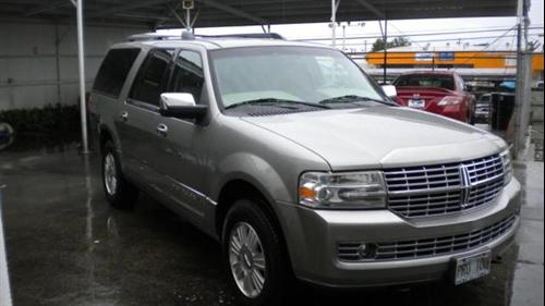Lincoln Navigator L 2008 photo 2