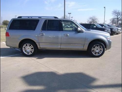 Lincoln Navigator L 2008 photo 1