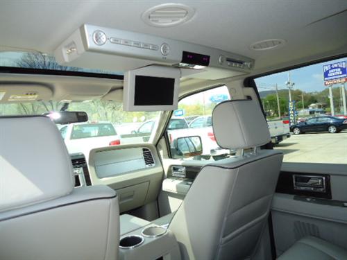 Lincoln Navigator L 2008 photo 2