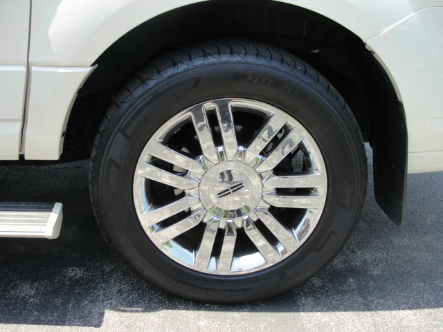 Lincoln Navigator L 2008 photo 26