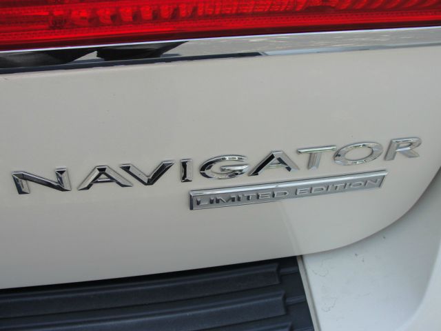 Lincoln Navigator L 2008 photo 8