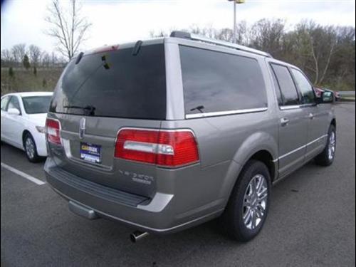 Lincoln Navigator L 2008 photo 3