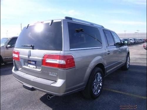 Lincoln Navigator L 2008 photo 3