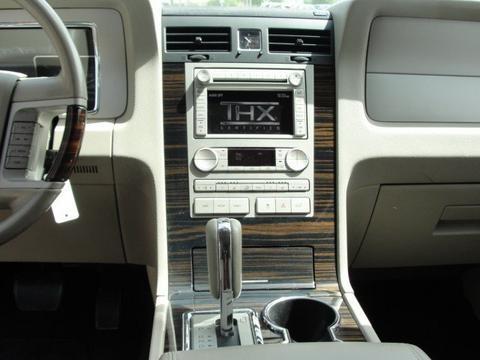 Lincoln Navigator L 2008 photo 3