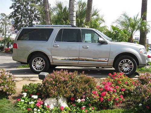 Lincoln Navigator L 2008 photo 1