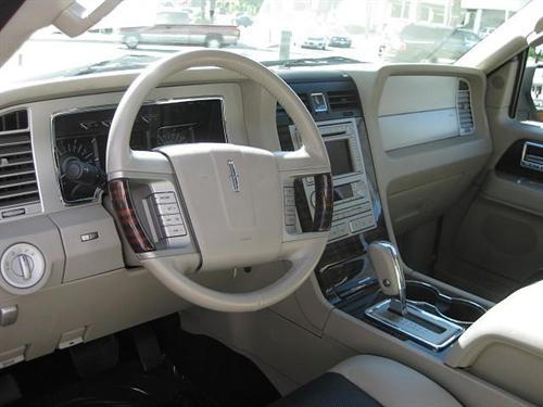 Lincoln Navigator L 2008 photo 3