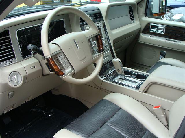 Lincoln Navigator L 2008 photo 3