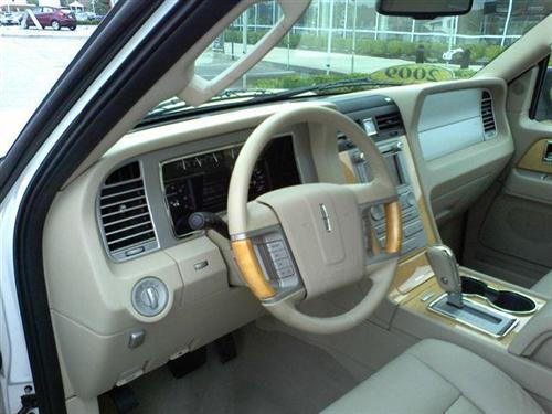 Lincoln Navigator L 2009 photo 4