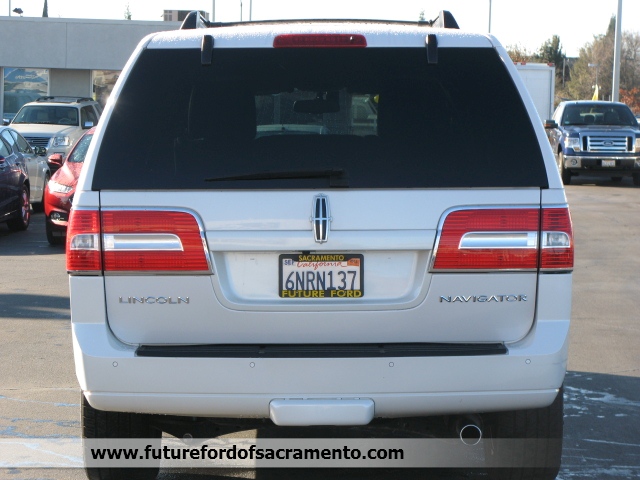 Lincoln Navigator L 2010 photo 1