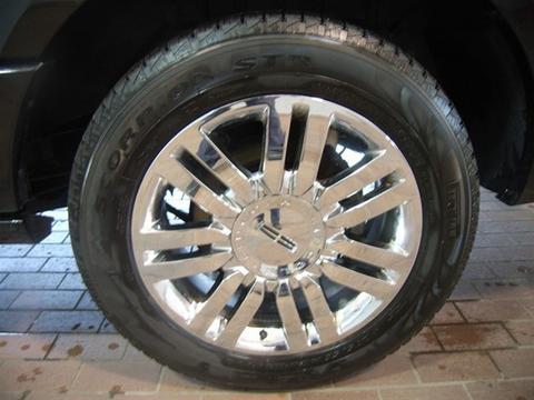 Lincoln Navigator L 2010 photo 4