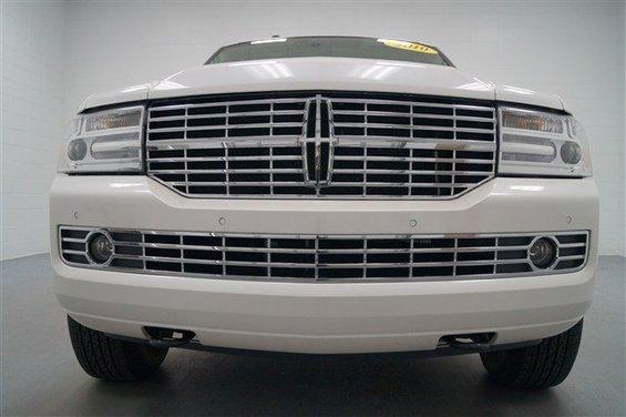 Lincoln Navigator L 2010 photo 5